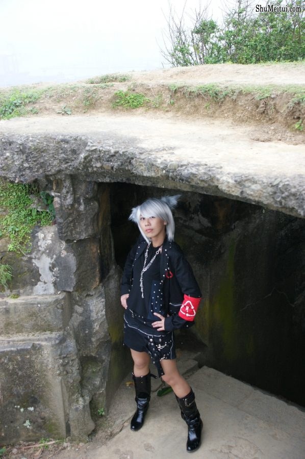 带假发的人妻穿靴子丝袜外出拍照[第14张/共31张]