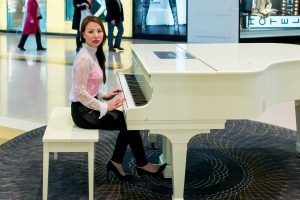 经典高跟熟女姐妹之姐姐的皮裤细高跟