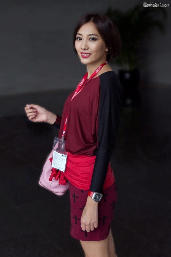 美丽又有气质的小姐姐喜欢露修长美腿[第6张/共16张]