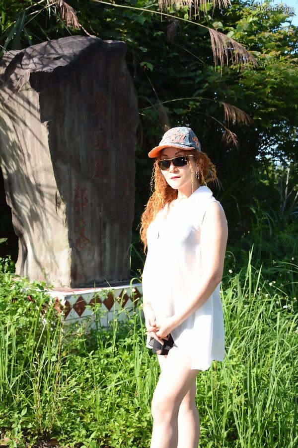 黄发成熟美妇人长腿外拍裙子太短透视装更诱惑[第35张/共63张]