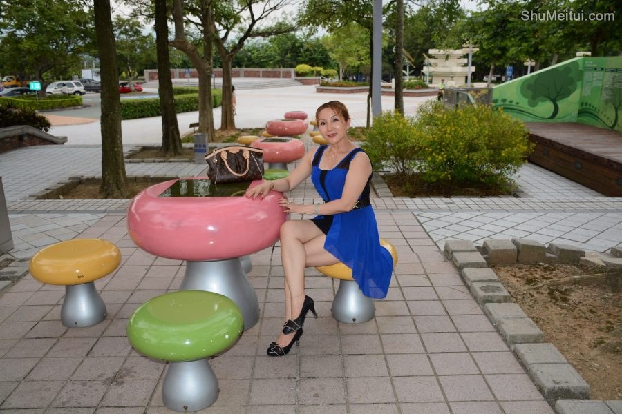 喜欢四处旅行的长腿姐姐宝岛甜甜[第3张/共18张]