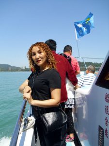 气质美姐环游台湾牛仔裤和短裙都很漂亮