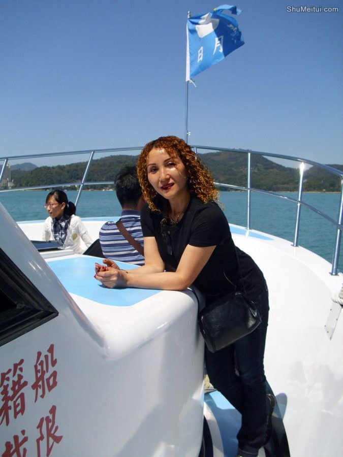 气质美姐环游台湾牛仔裤和短裙都很漂亮[第5张/共27张]