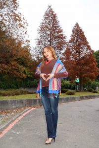 熟女宝岛甜甜秋日外拍景色醉人