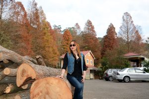 熟女宝岛甜甜秋日外拍景色醉人