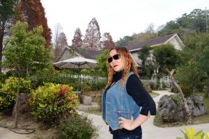 熟女宝岛甜甜秋日外拍景色醉人