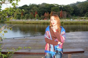 熟女宝岛甜甜秋日外拍景色醉人