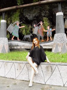 成熟魅力的甜甜姐美腿外拍