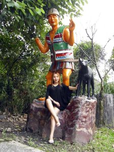 成熟魅力的甜甜姐美腿外拍