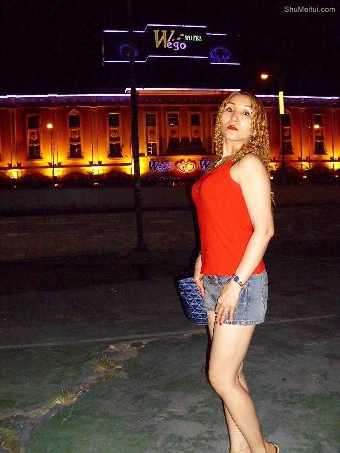 长腿宝岛甜甜夜拍大腿合集[第19张/共33张]