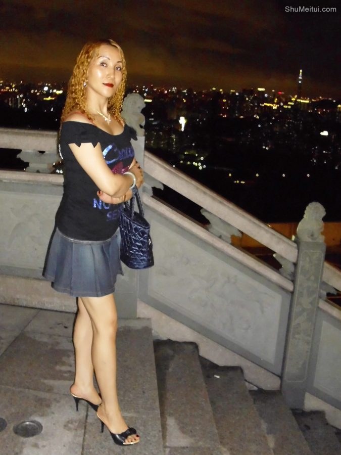 长腿宝岛甜甜夜拍大腿合集[第23张/共33张]