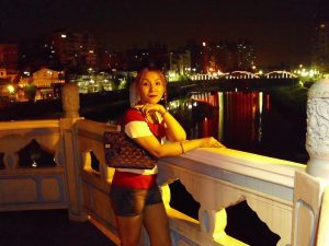 长腿宝岛甜甜夜拍大腿合集