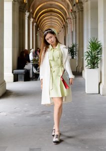 同时拍摄两姐妹两种风格各有特点