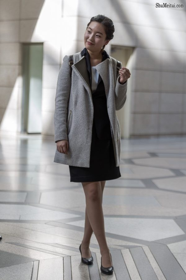 优雅的人妻气质丝袜高跟逛商场时被拍[第4张/共4张]