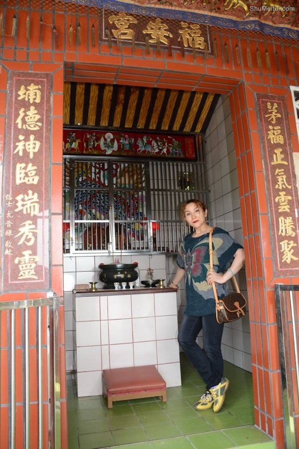 穿高跟拖鞋的金发长腿美妇在福建玩耍[第34张/共35张]