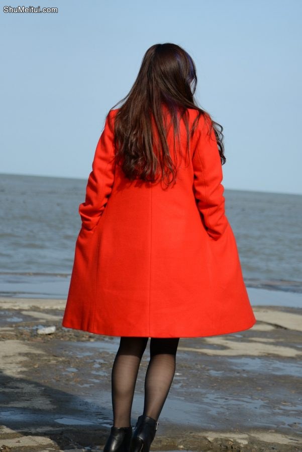 山妻的红衣黑丝怎么就这么搭，真不赖[第22张/共24张]