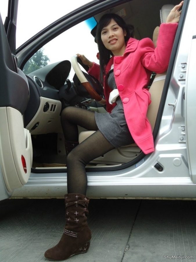 穿丝袜的人妻自驾游酒店里丝袜更精彩[第1张/共19张]