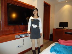 穿丝袜的人妻自驾游酒店里丝袜更精彩