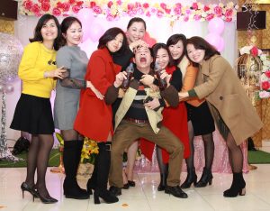 胡艳姐好友庆生各路成熟美女的丝袜