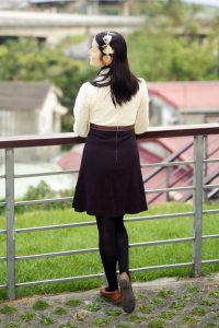 Elin姐穿黑色连裤袜外拍优雅