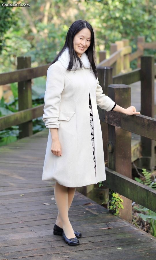 超喜欢拍照片的Elin姐穿肉丝袜又出来了[第6张/共9张]