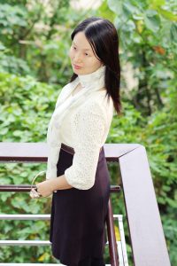 Elin姐穿黑色连裤袜外拍优雅