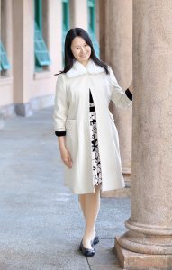 超喜欢拍照片的Elin姐穿肉丝袜又出来了