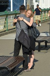 国外街头拍摄美女们各类的高跟和腿