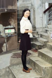 Elin姐穿黑色连裤袜外拍优雅