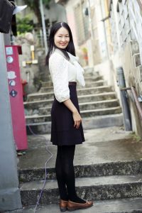 Elin姐穿黑色连裤袜外拍优雅