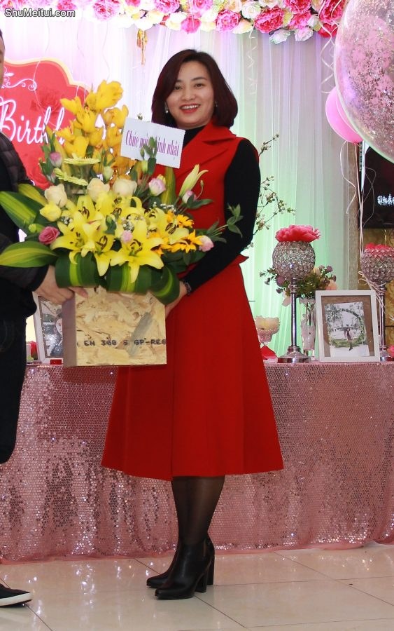 胡艳姐好友庆生各路成熟美女的丝袜[第22张/共24张]