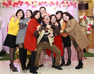 胡艳姐好友庆生各路成熟美女的丝袜