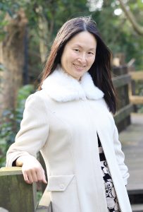 超喜欢拍照片的Elin姐穿肉丝袜又出来了