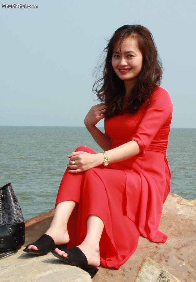 几个熟女好友结伴出行拍了很多照片[第10张/共34张]