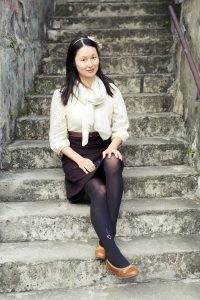 Elin姐穿黑色连裤袜外拍优雅