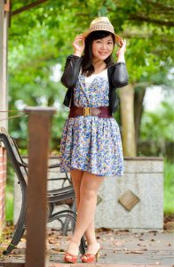 芝姐欣嫂翠嫂三位好友同时出境全部穿了肉丝袜