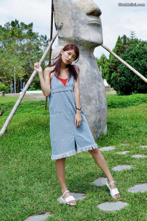 穿平底凉鞋的美腿人妻在巨石阵游玩[第55张/共61张]
