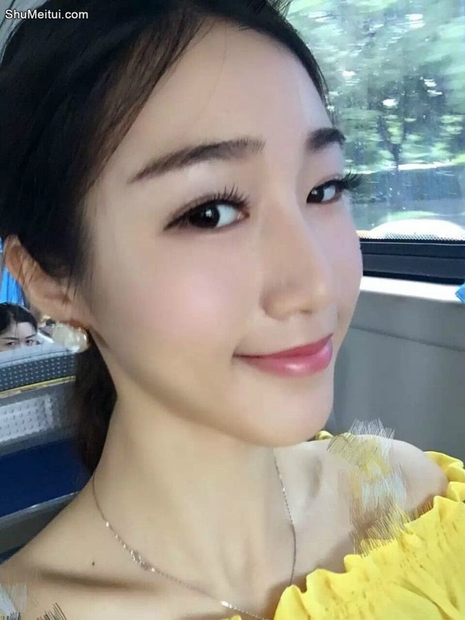 吉利车主老婆美腿拍写真亮点自寻[第21张/共23张]