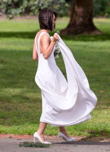 华裔新娘和她的洋妞伴娘，我感觉还是亚洲人好看