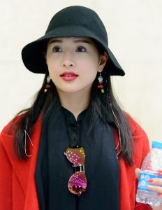 气质超好的美妇，妥妥的明星范儿