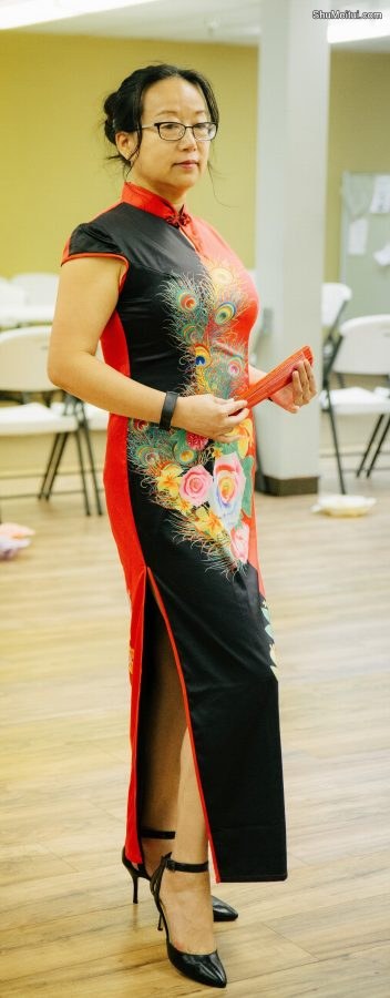 何姐和她的旗袍朋友穿各种各样的旗袍拍照片[第43张/共43张]