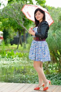 芝姐欣嫂翠嫂三位好友同时出境全部穿了肉丝袜