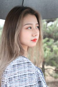 性感人妻车内肉丝露红内+黑丝旗袍