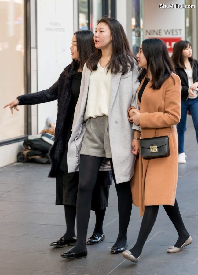 铿锵三人行，北京小妞果然风流，超高回头率[第4张/共5张]