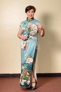 很多穿旗袍的熟女聚会看看有没有你的菜