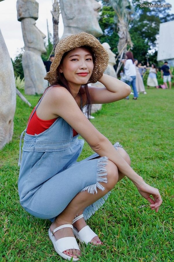 穿平底凉鞋的美腿人妻在巨石阵游玩[第46张/共61张]