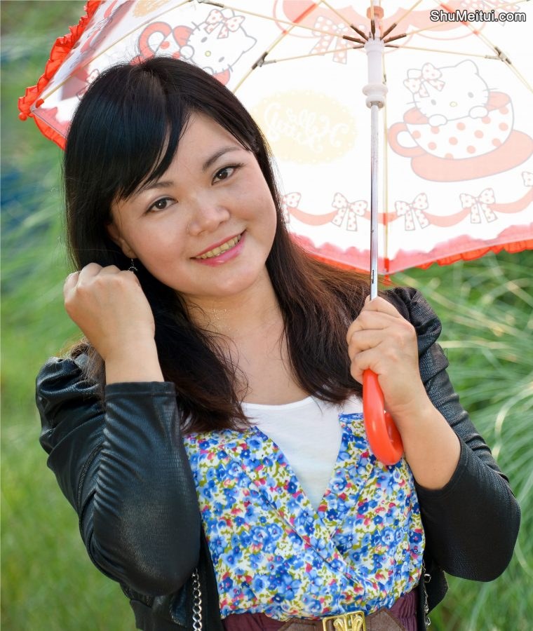 芝姐欣嫂翠嫂三位好友同时出境全部穿了肉丝袜[第24张/共25张]