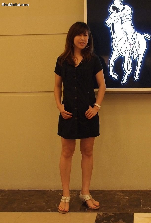 人妻尹嫂完了一天准备回酒店休息[第1张/共5张]