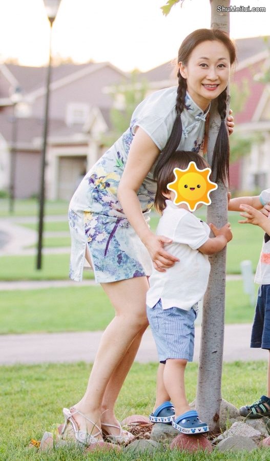 何姐和她的旗袍朋友白裙长发熟妇魅力十足[第20张/共20张]