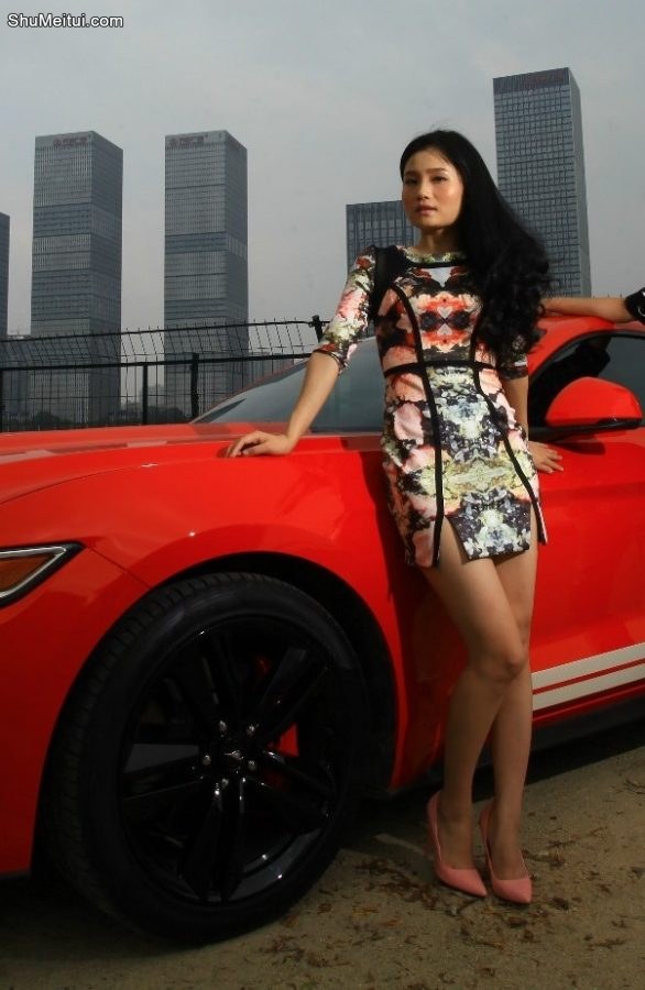 穿旗袍开野马的嫂子的长腿太诱惑[第14张/共14张]